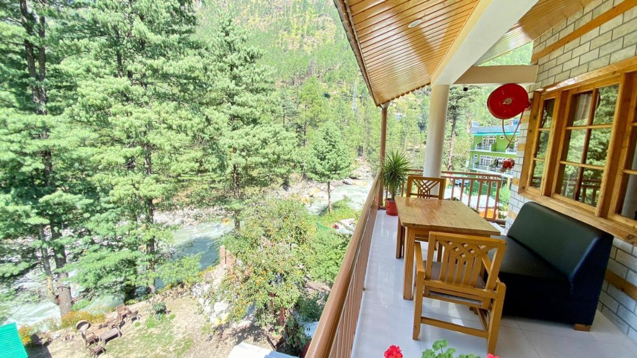 Hotel Purnima Riverside Kasol Exteriör bild