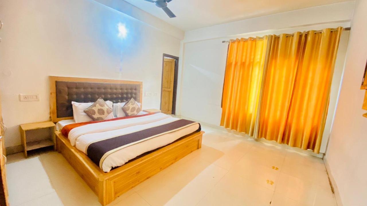 Hotel Purnima Riverside Kasol Exteriör bild