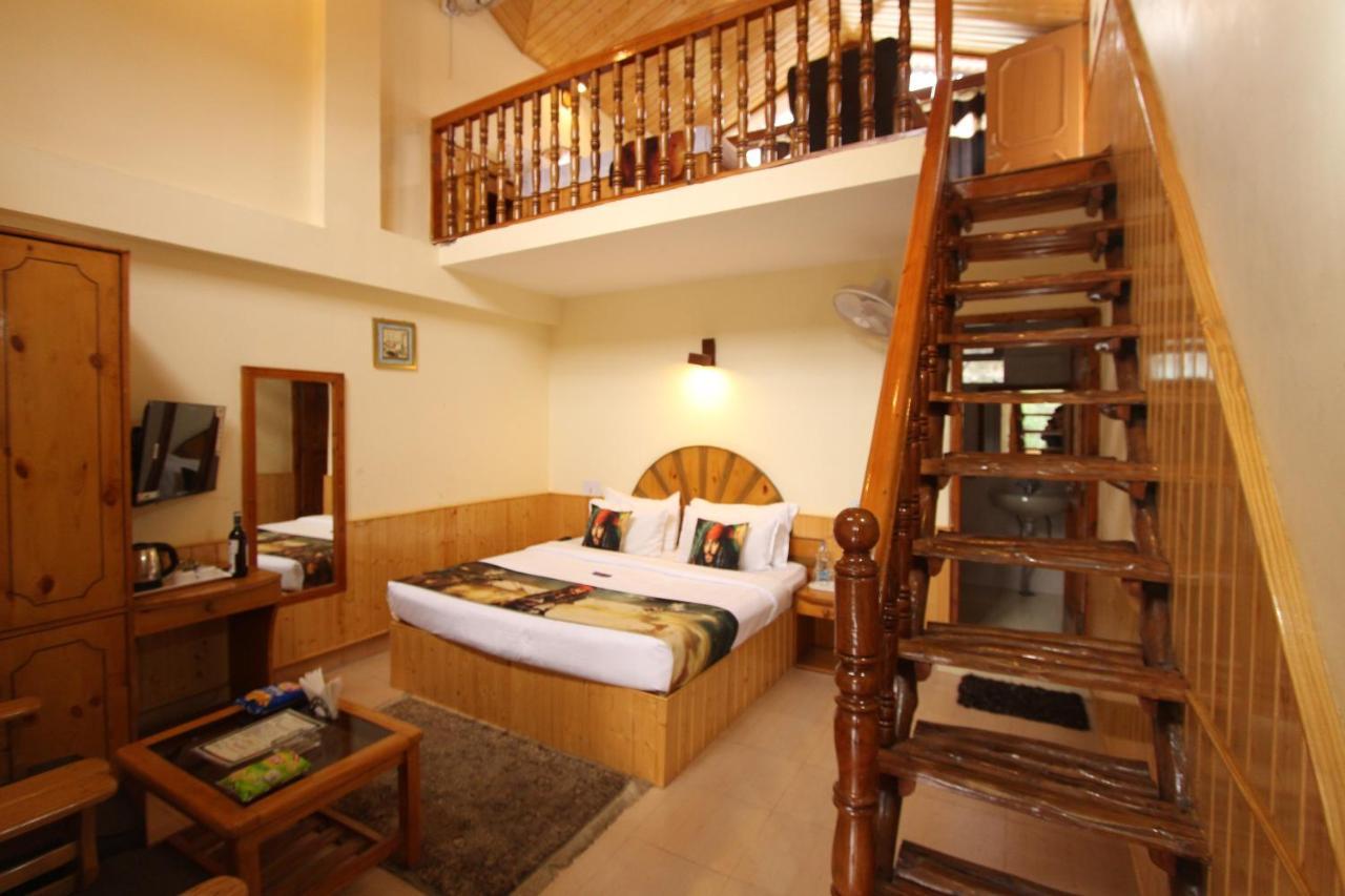 Hotel Purnima Riverside Kasol Exteriör bild