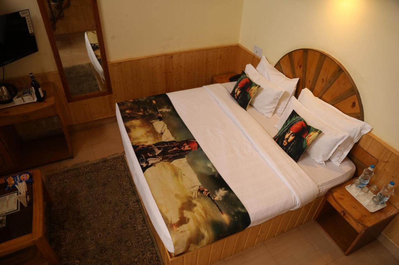 Hotel Purnima Riverside Kasol Exteriör bild