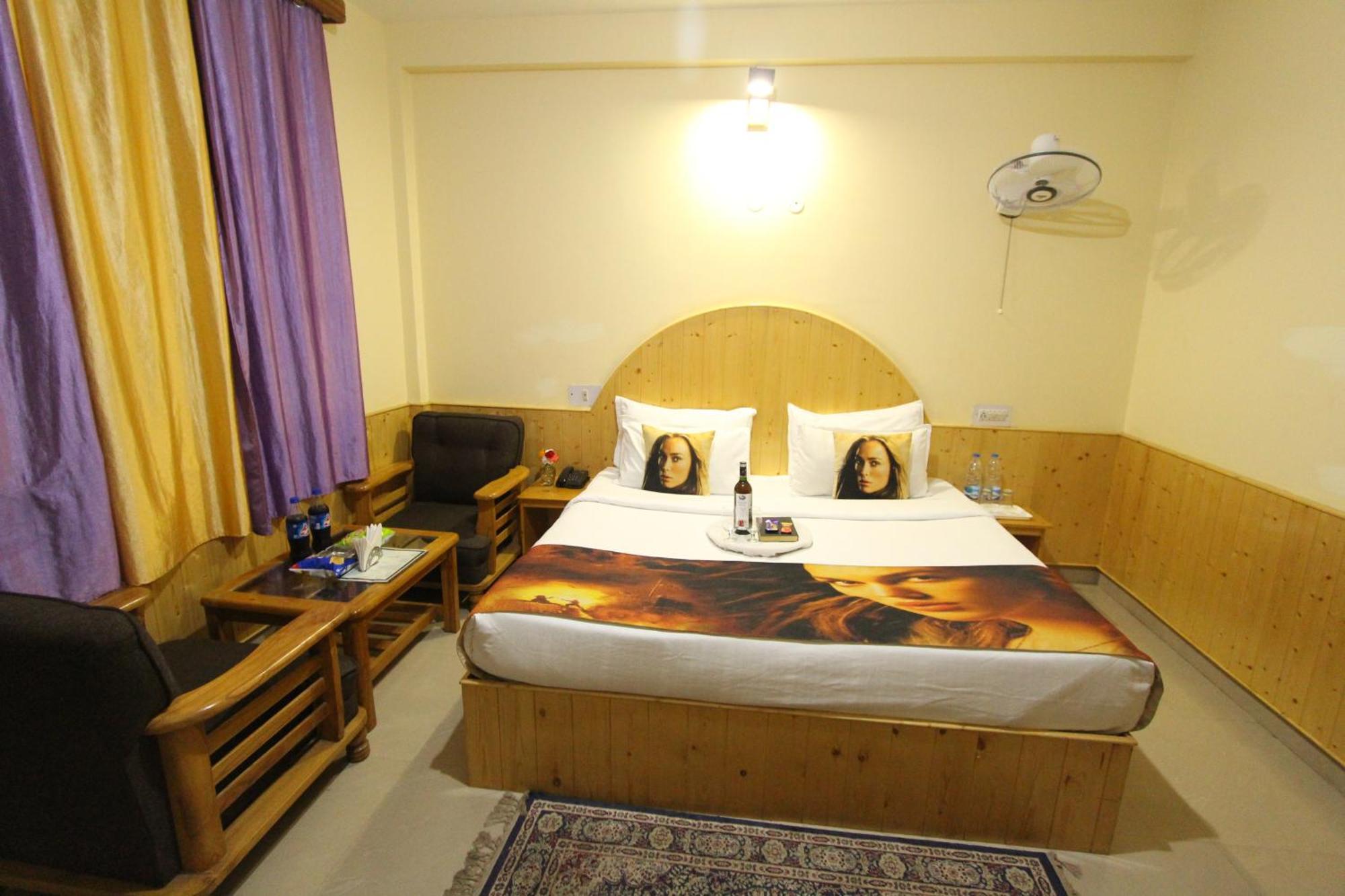 Hotel Purnima Riverside Kasol Exteriör bild