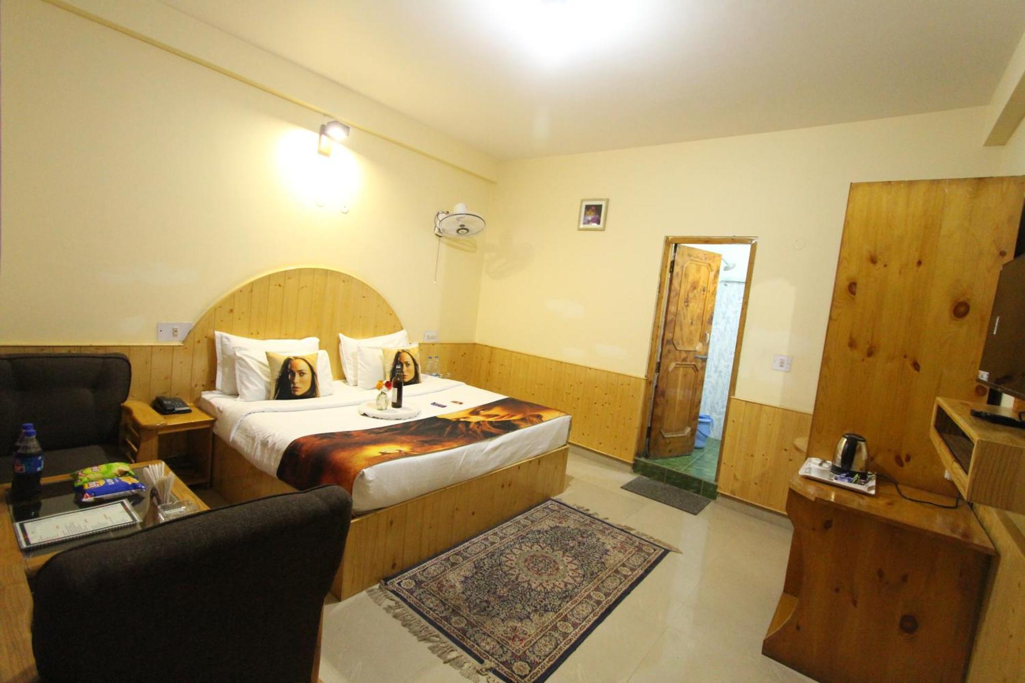Hotel Purnima Riverside Kasol Exteriör bild