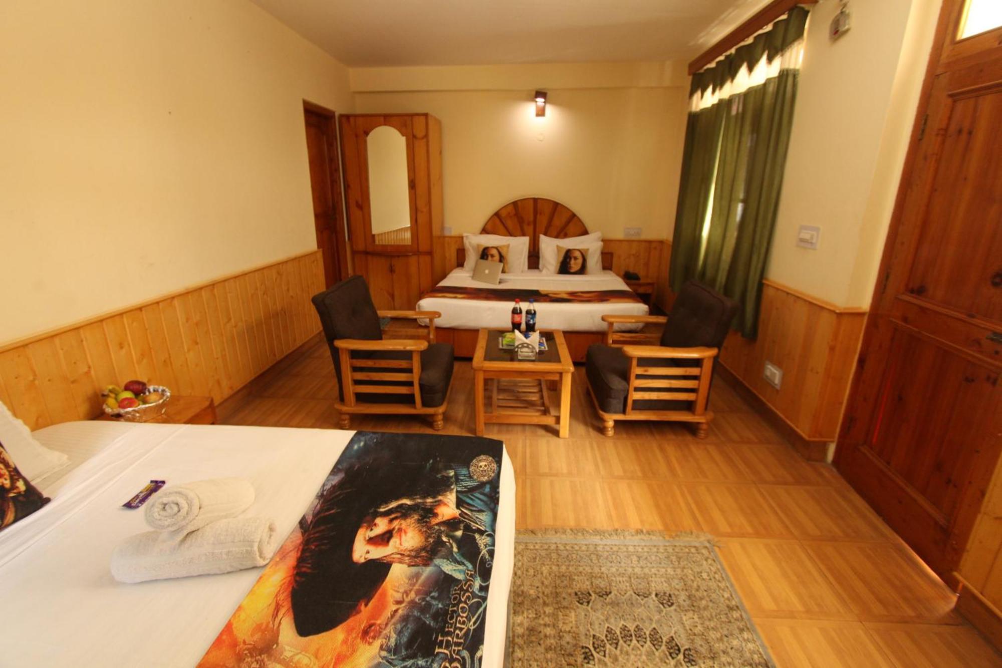 Hotel Purnima Riverside Kasol Exteriör bild