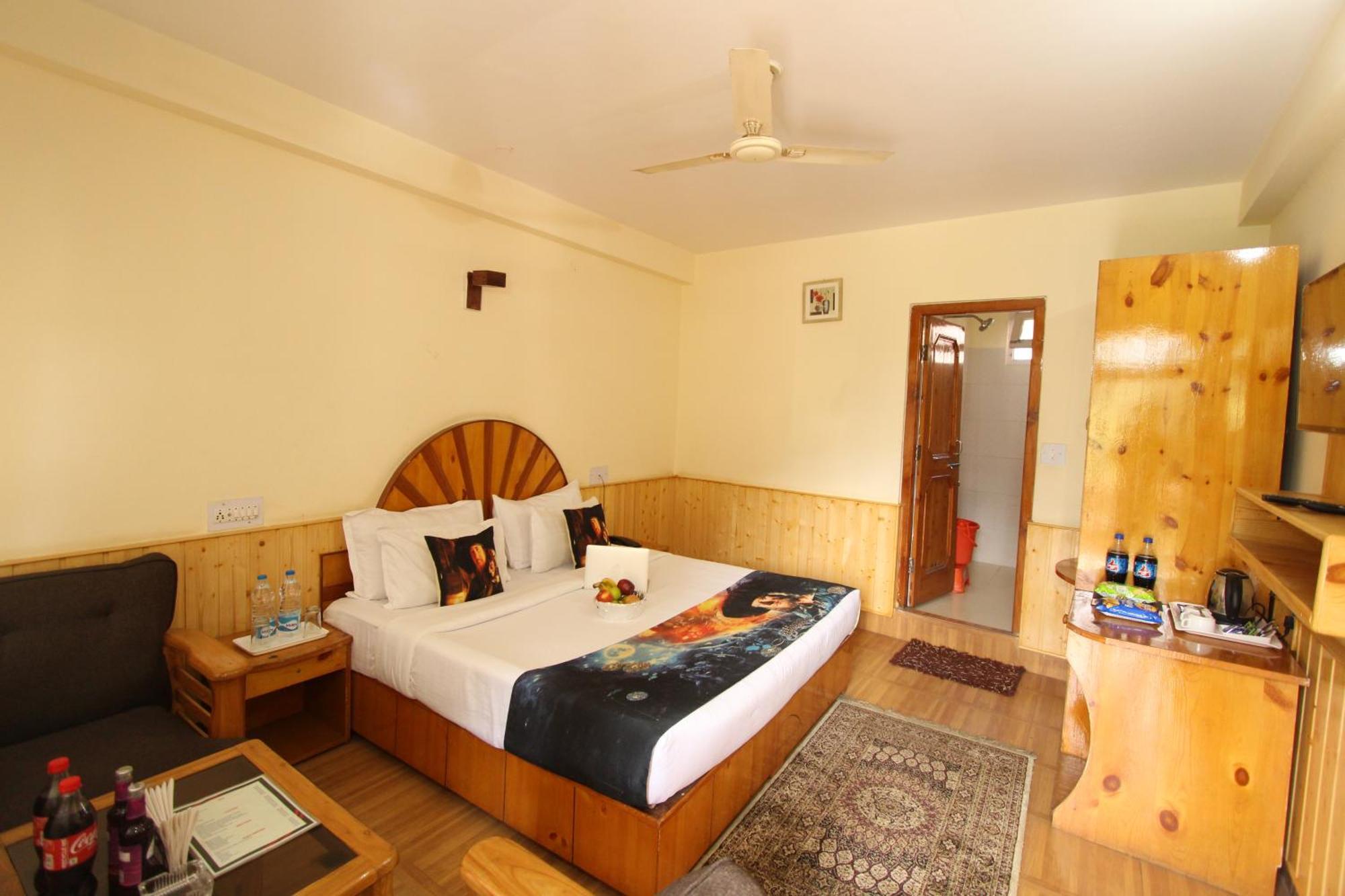 Hotel Purnima Riverside Kasol Exteriör bild